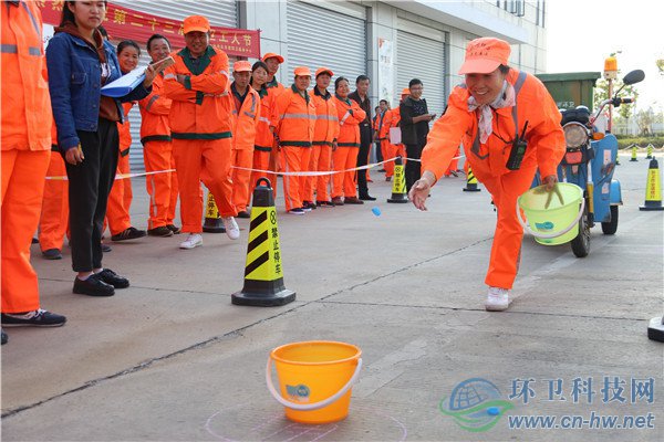 合肥160余名環(huán)衛(wèi)工人參加趣味運動會歡慶&ldquo;環(huán)衛(wèi)節(jié)&rdquo;